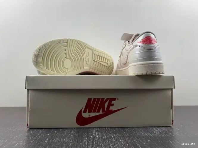 Rep TBkick Scott Travis Jordan x 1 OG Low Air DM7866-601 0514